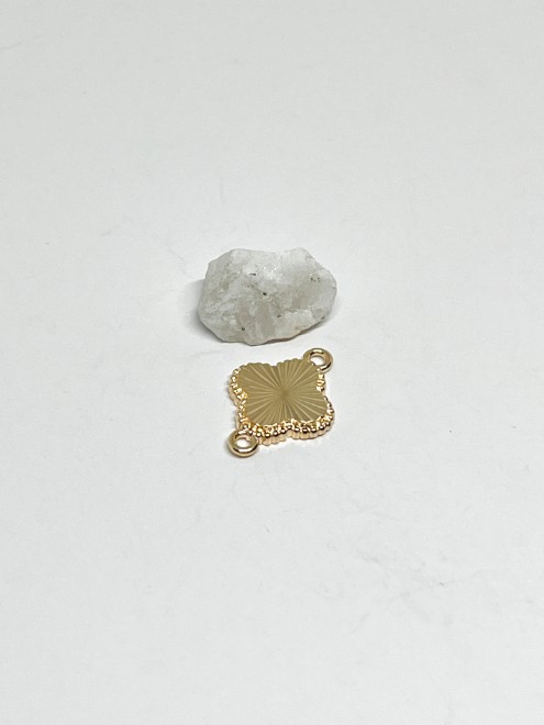 HERRAJE TREBOL DIAMANTADO