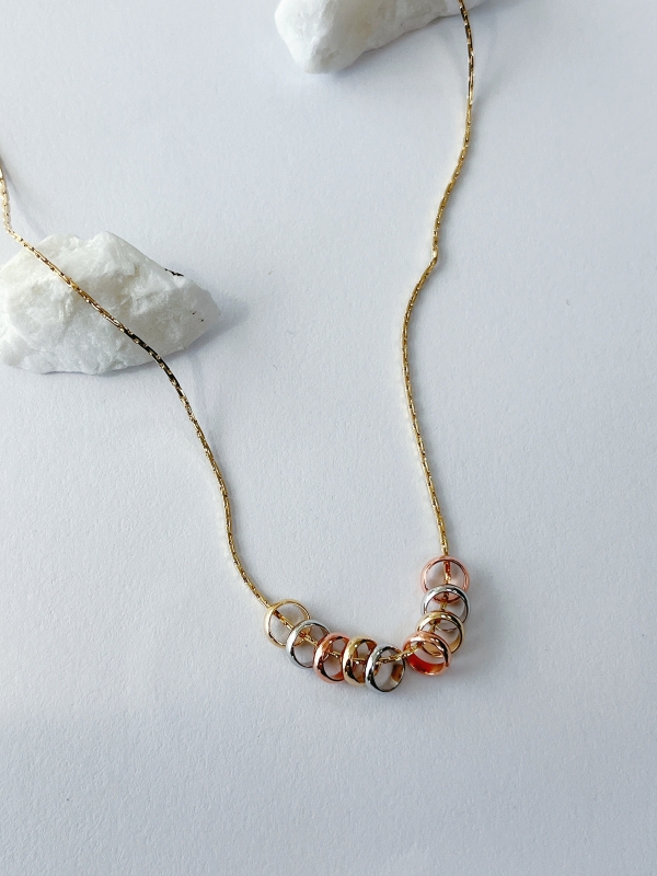 CADENA CUADRADA DONA